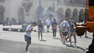 Europe heatwave breaks multiple June records - BBC Weather