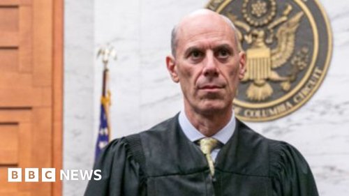 Judge in deportations case says government lawyers 'disrespectful'