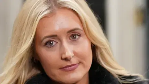 Daughter of murdered MP calls for Kneecap apology