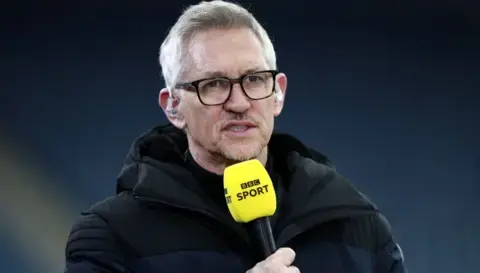 Lineker apologises for sharing 'offensive' Zionism post with rat image