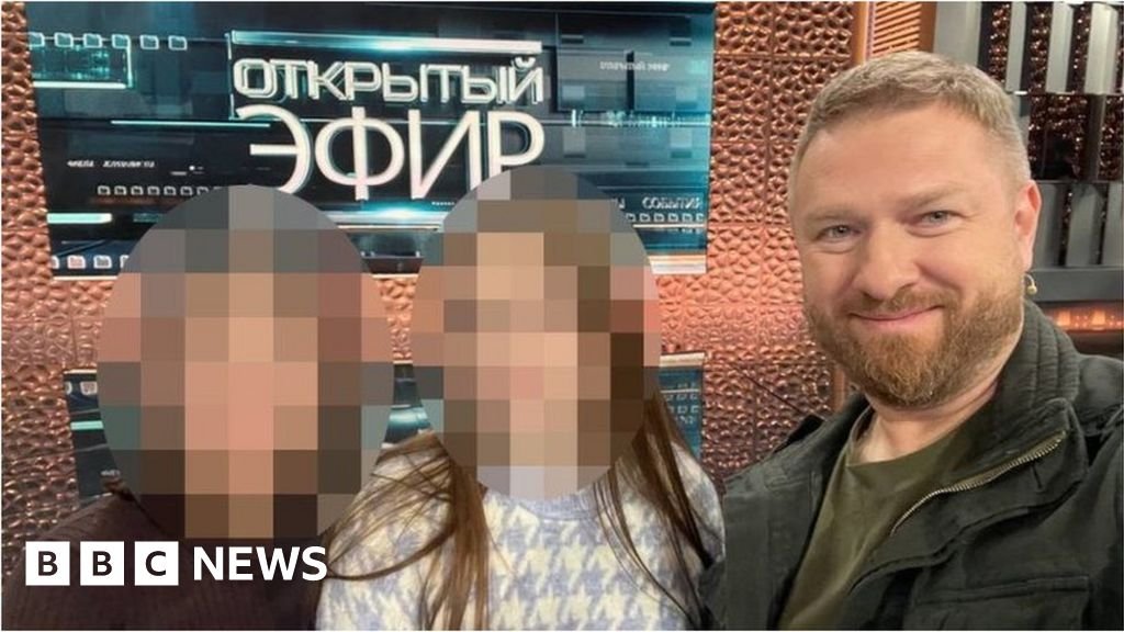 Ukraine war: Teens used to report Russian propaganda