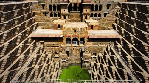 The ancient stepwells helping to curb India's water crisis