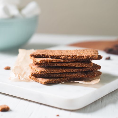 Healthy Homemade Graham Crackers (with Oat Flour)