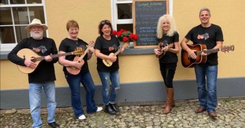 The Co Down ukulele group keeping spirits high throughout the pandemic