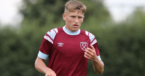 Linfield Academy star Callum Marshall pens pro deal with West Ham