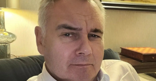 Eamonn Holmes responds to Phillip Schofield's "delusional statement"