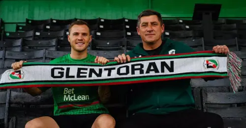 Glentoran announce signing of former Rangers and Celtic youth midfielder
