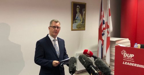 Sir Jeffery Donaldson confirms he will stand for DUP leader