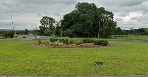 PSNI warn motorists to avoid Ballygawley roundabout after four vehicle collision