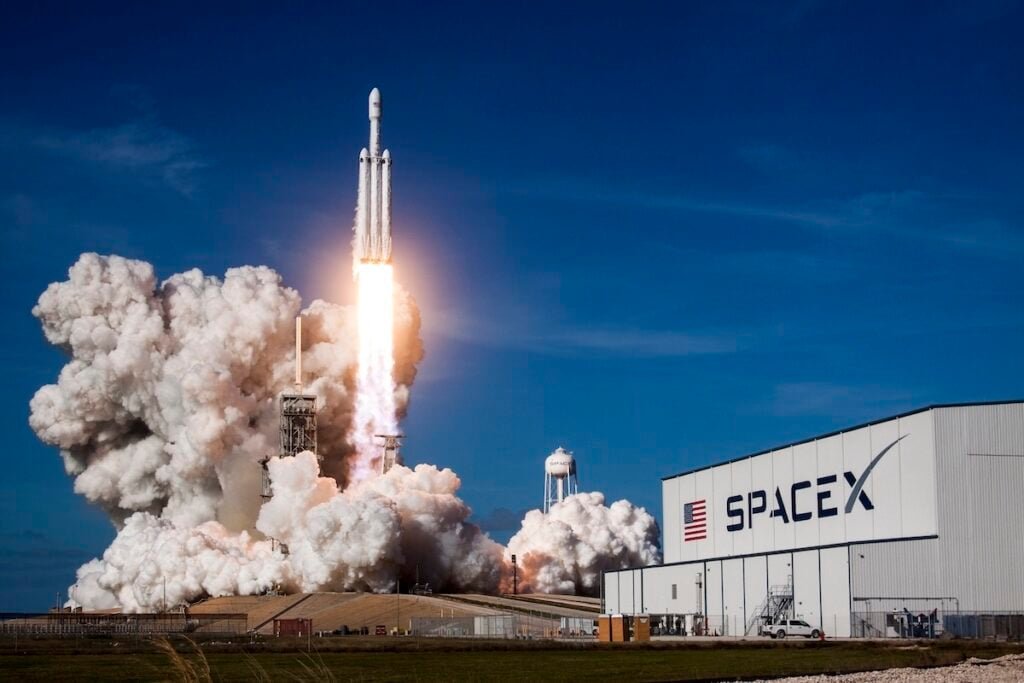 SpaceX Appetite Among Crypto Retail Investors Bigger Than Expected, Says Top Analyst—Points To Billions In Derivatives Traded On Binance