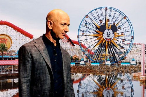 Jeff Bezos Goes To Disneyland: Here's Why Fans Are Mocking Amazon Founder - Walt Disney (NYSE:DIS)