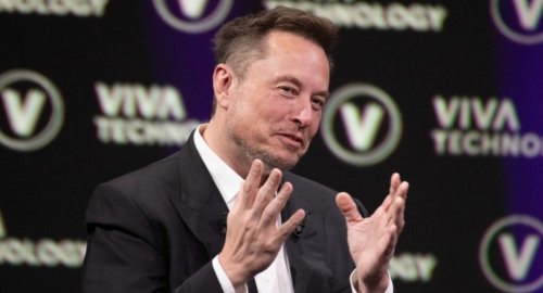 Tweak: Tesla CEO Elon Musk Reflects On Hardships After Apple Calls It Quits: 'The Natural State Of A Car Company Is Dead'