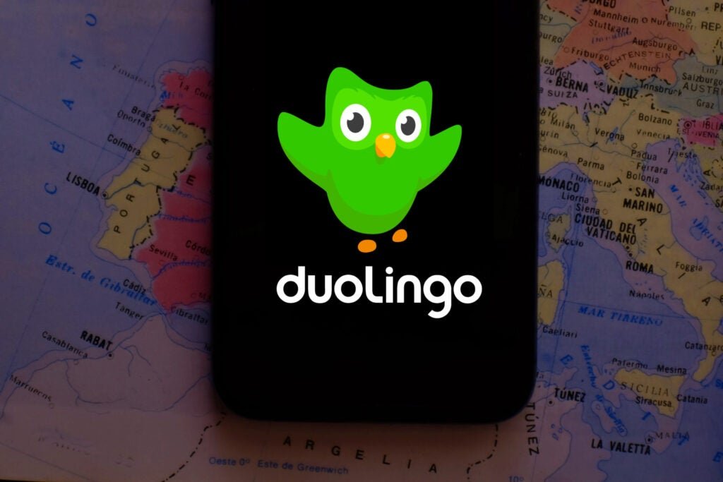 Analyst Upgrades Duolingo, Sees Very Different User Experience Than ChatGPT