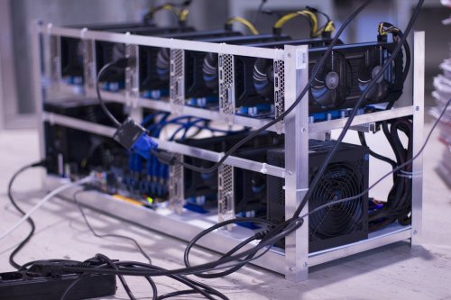 Bitcoin Miners In Crisis: Will BTC Survive The $28,000 Tipping Point?