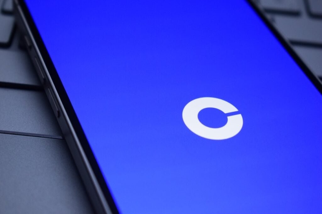 Coinbase Stock Trades Higher After Circle Receives OCC Approval to Open National Trust Bank