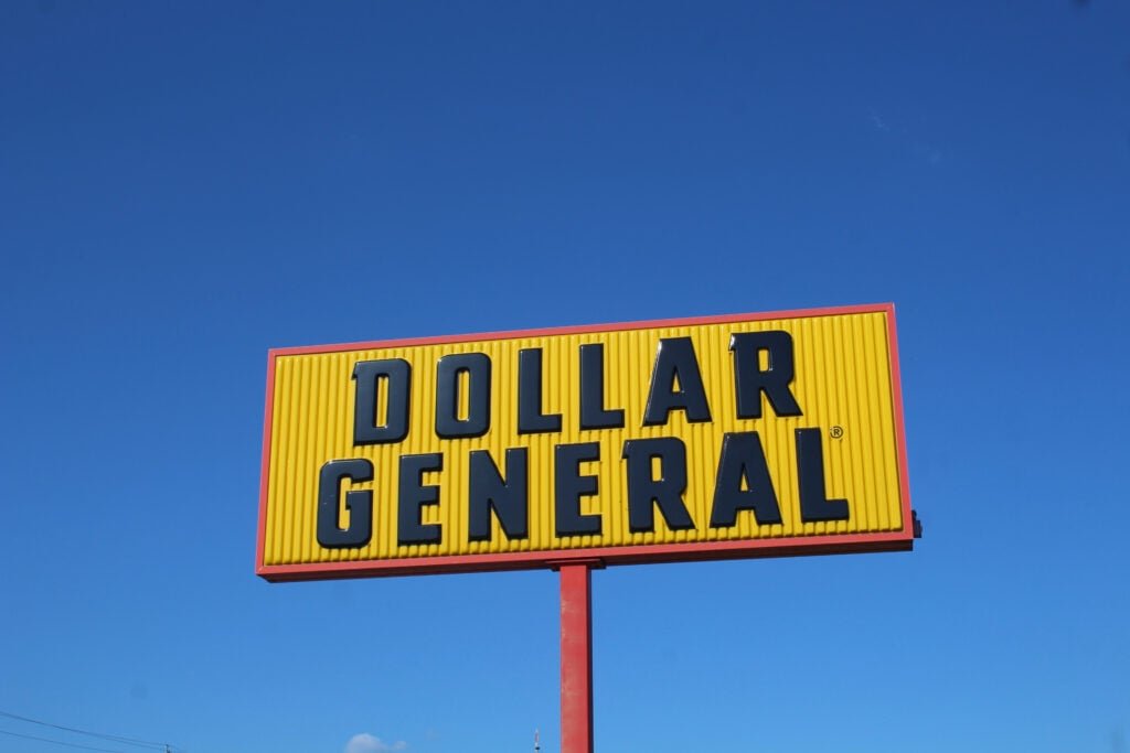 Dollar General Shows Discount Retail Is Thriving In Tough Economy