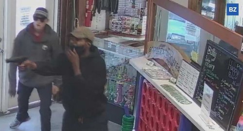 VIDEO: Gun-Toting Robbers Threaten Customers & Workers At WA Marijuana Shop, Cannabis Banking Reform, Please?