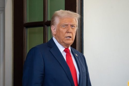 Trump Hails Military as 'Oil Is Flowing Like Never Before'—Data Shows 10% of Global Refining Capacity Is Offline
