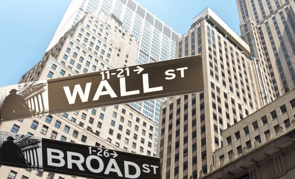 Dow Dips 200 Points; US Consumer Sentiment Falls In September