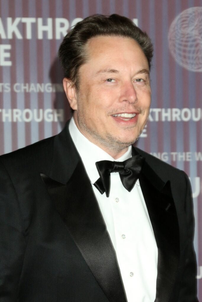 In Musk We Trust? Tesla CEO Bets Mass And Energy Will Replace US Dollar As Future Currency