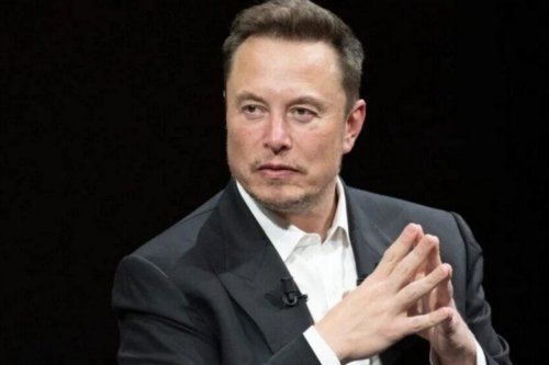 Elon Musk Says 'Hang On To Your Stock' In Surprise Late-Evening Tesla All-Hands Meeting — Touts 7 Million EVs, Optimus Robot, And AI Supercomputer Dojo - Tesla (NASDAQ:TSLA)