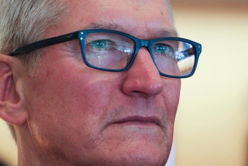 Apple CEO Tim Cook Warns Of $900 Million Tariff Impact In June Quarter, Expects Majority Of iPhones Sold In US To Be Made In India