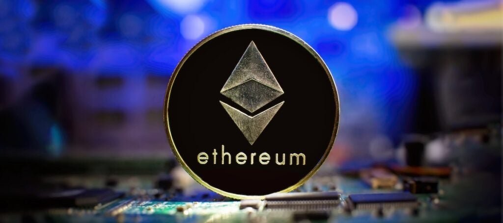 ETH Continues To Underperform XRP, Zcash: Now Even Its Superfans Are Losing Hope