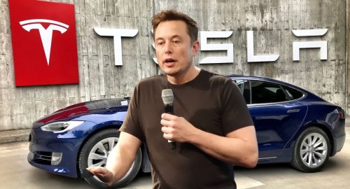 Tesla Analyst Reminds Musk Of Warren Buffett's Advice To Steve Jobs: 'If You Could Buy Dollar Bills For 80 Cents, It's A Very Good Thing To Do'