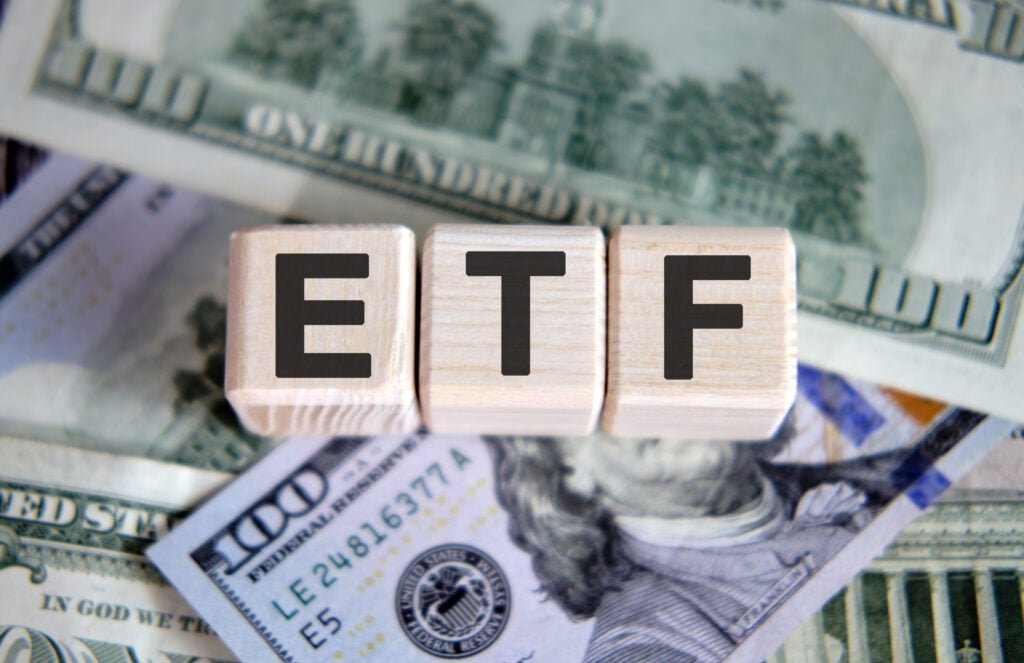 As Dollar Bets Fade, Hedging Hits 2-Year High — ETFs Emerge As Key Trade