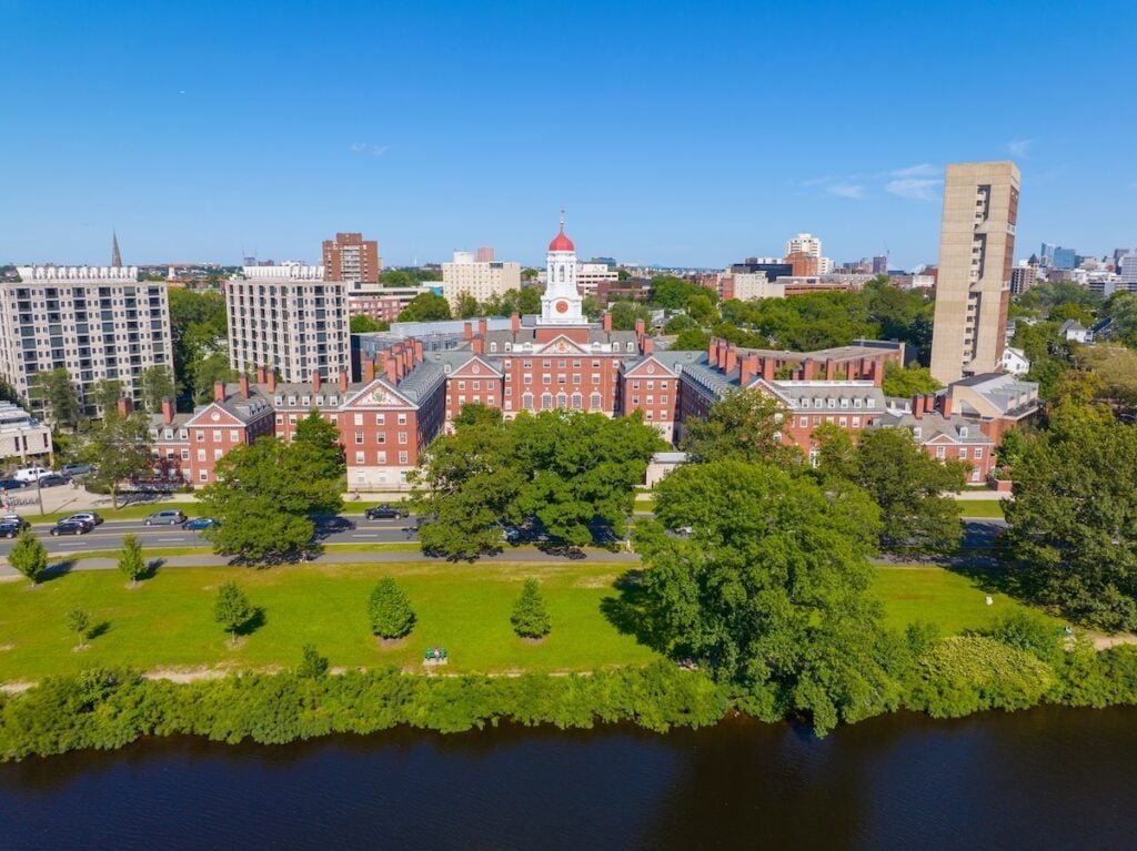 Harvard University Slashed Bitcoin Exposure By Nearly Half In Q1, Exited Ethereum ETF Entirely