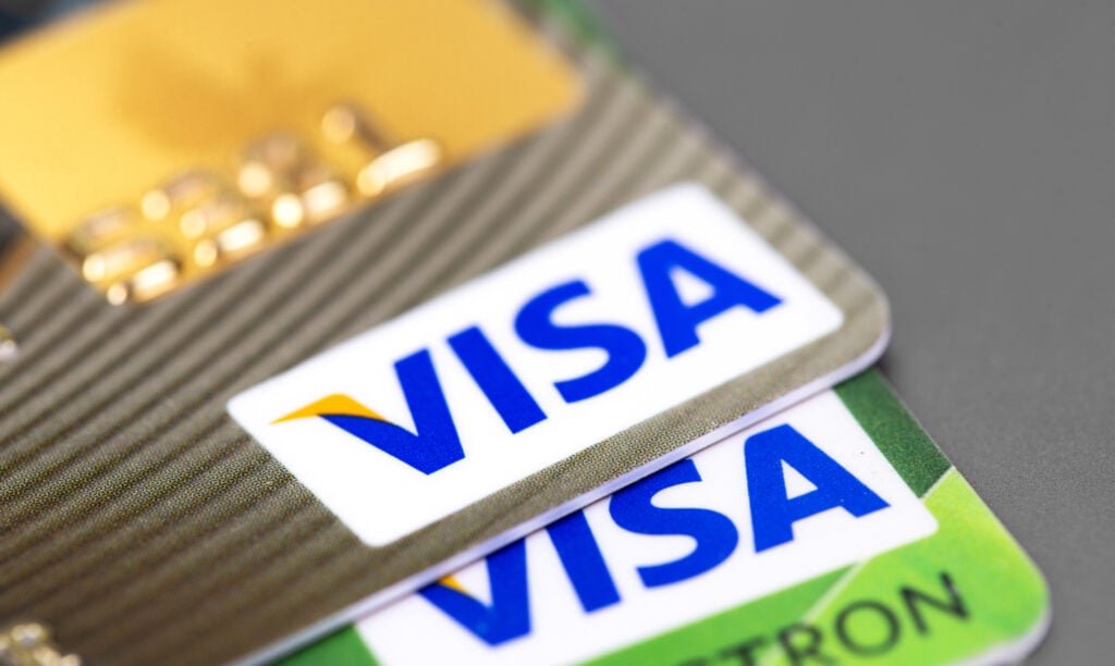Visa And Circle Team Up To Launch Vietnam's First AI PayLater Card