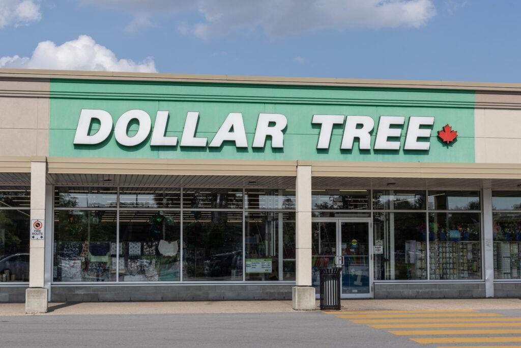 Dollar Tree39;s Rally Rolls On But Lackluster Forecast Weighs On Growth Ranking