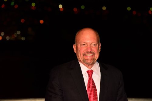 'I Say, Thumbs Up': Jim Cramer On This Stock Up 25% Over Last Month
