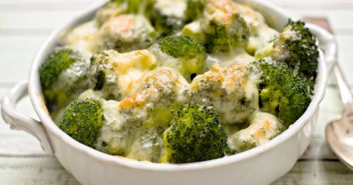 Lecker und schnell gemacht: Rezept für Brokkoli-Gratin ohne Tüte! So zaubern Sie den Auflauf mit günstigen Zutaten
