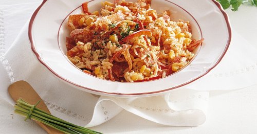 Zwei Rezepte für Reissalat: Mit Salami und Paprika oder mit Käse und Nüssen – lecker leicht für heiße Tage!