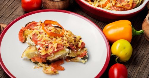 Geniales Rezept für Genießer: Dieser köstliche Sommer-Auflauf mit Zucchini, Hack und Tomaten schmeckt der ganzen Familie!