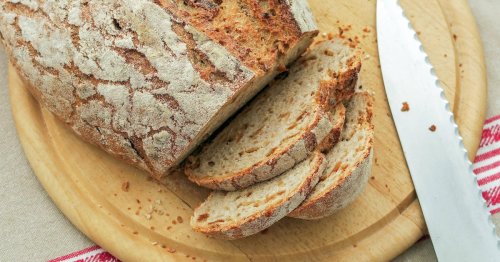 Supergünstig und superlecker! Rezept für Brot: So backen Sie das beste und einfachste Zwiebelbrot der Welt