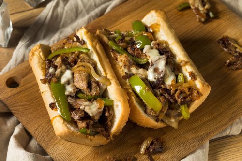 15 Best Regional Foods You Have to Try in the USA