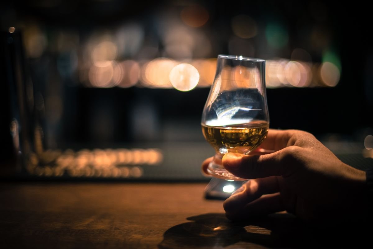 15 Best Bourbon Bars in the USA
