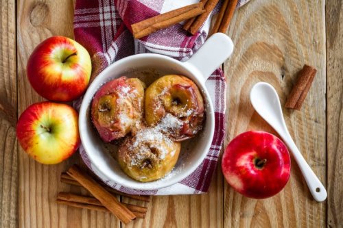 25 Unbelievably Delicious Apple Recipes to Make This Fall