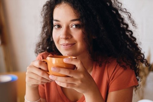 How does drinking coffee on an empty stomach affect your body? That’s why it is important to drink coffee only after breakfast