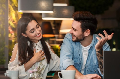 3 Effective Flirting Techniques Using Just Your Body Language, Dating Coach Says