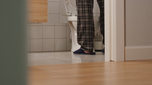 Doctor Shares 3 Easy Ways to Stop Peeing So Much at Night
