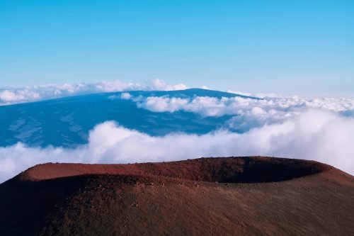 Hawaii's Mauna Loa, the World's Largest Active Volcano, Is Erupting—Here's What Happens Now