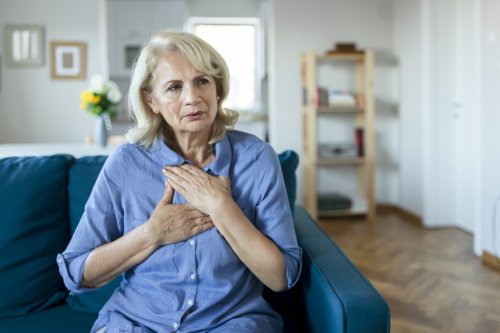 6 Signs Your Cough Is a Symptom of Heart Disease, Doctor Warns