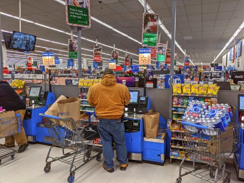 Ex-Walmart Employee Sends Warning to Shoppers
