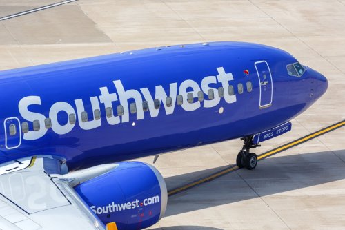 Traveler Says "Never Fly Southwest" Over Early Check-In "Scam"