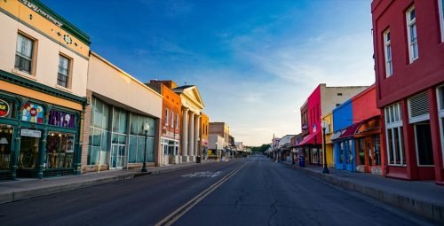 The 10 Best Small Towns in the U.S. for Snowbirds Escaping the Winter