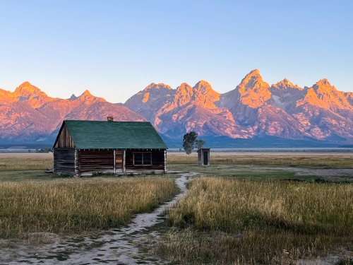 Best Road Trips from Salt Lake City to Yellowstone