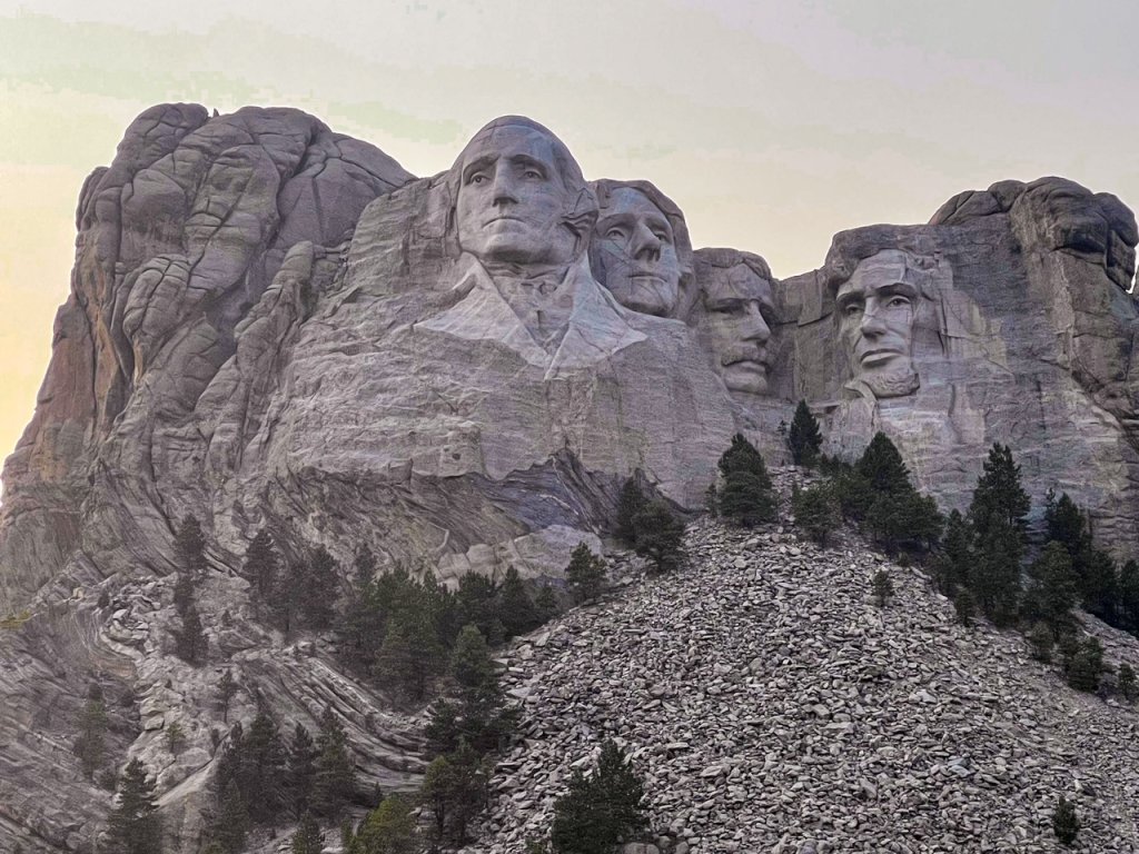 NORTHWEST NATIONAL 
PARK TOUR